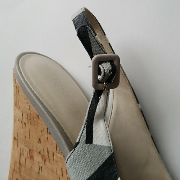 Nine West striped Peep Toe Sling Back Wedge - Picture 5 of 7